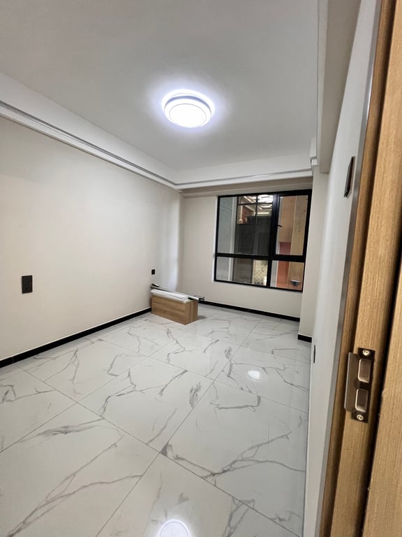 EXECUTIVE ONE BEDROOM APARTMENT FOR SALE