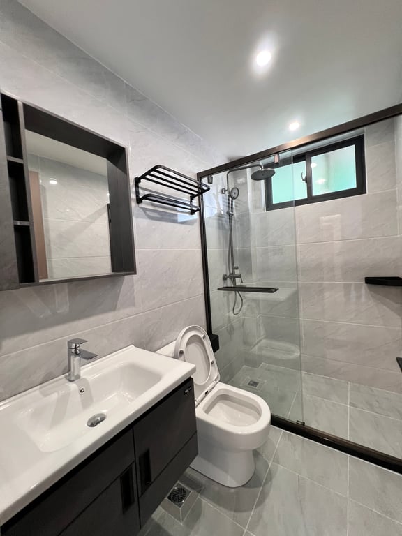 LAVINGTON RIARA ROAD TWO BEDROOM FOR SALE