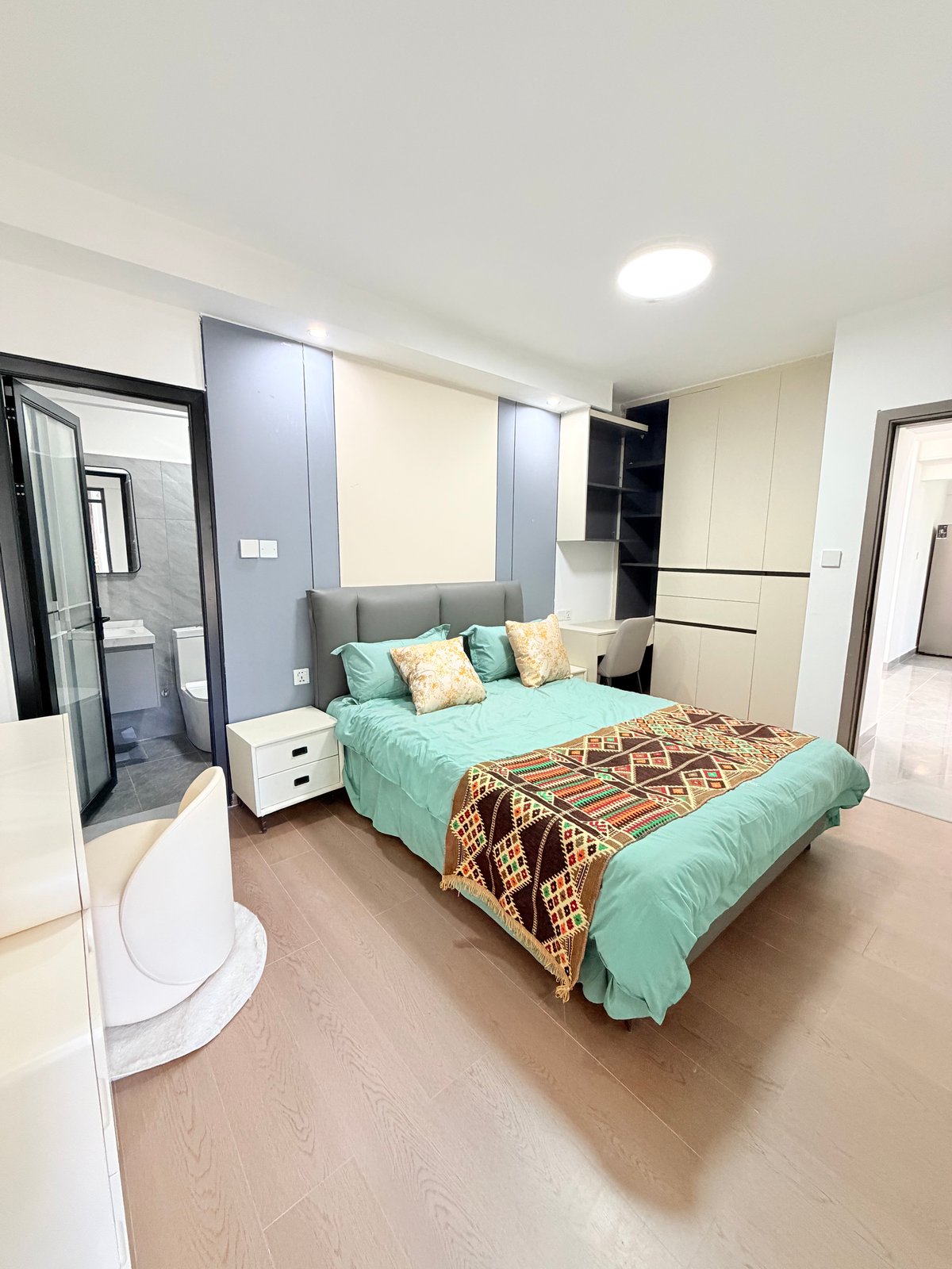KILIMANI TWO BEDROOM APARTMENT PLUS STUDY ROOM FOR SALE