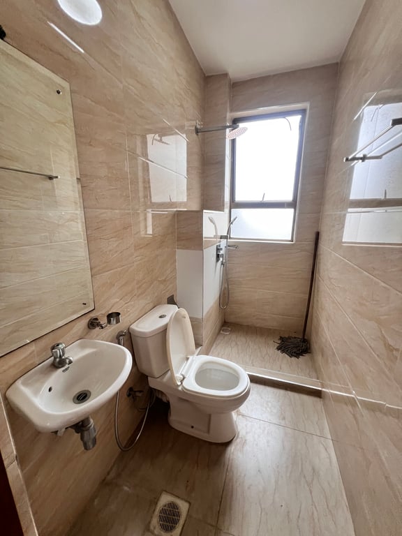 Kileleshwa three bedroom plus dsq to let