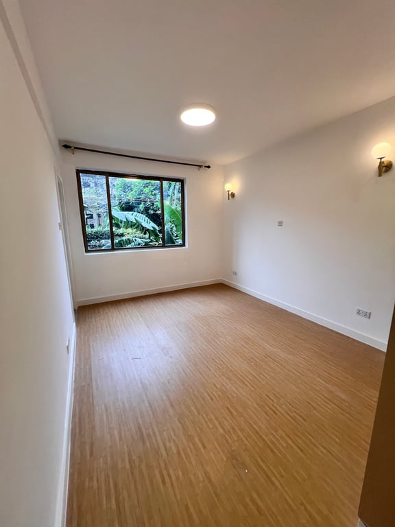 LAVINGTON READY FOUR BEDROOM FOR SALE