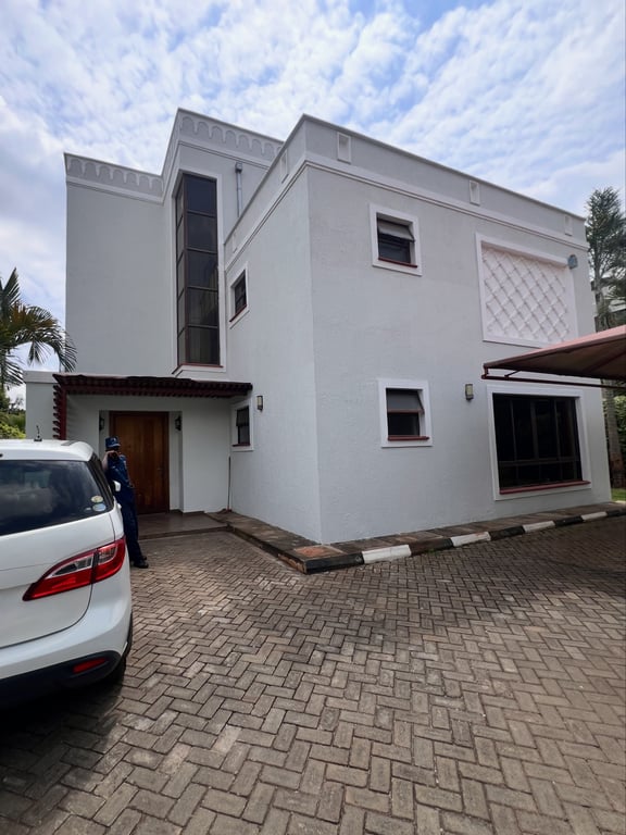 Lavington 4 bedroom townhouse to let