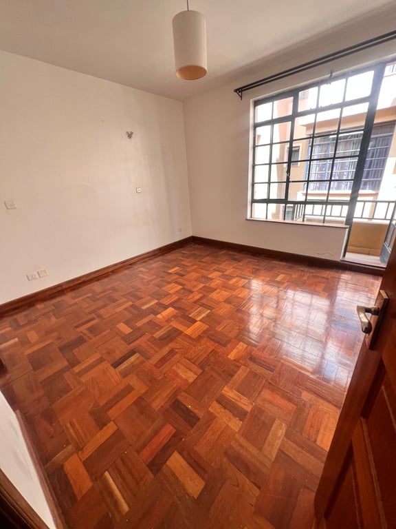 RIVERSIDE DRIVE THREE BEDROOM DUPLEX FOR RENT