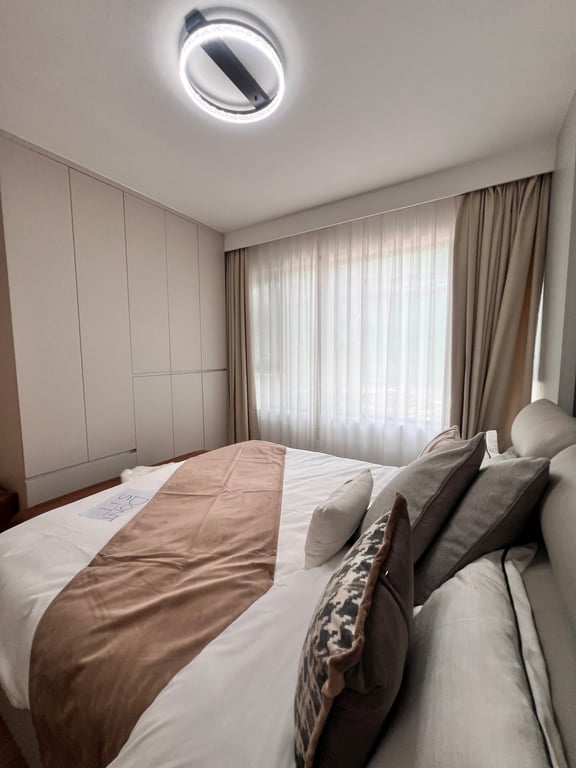 LAVINGTON OFFPLAN THREE BEDROOM APARTMENTS FOR SALE