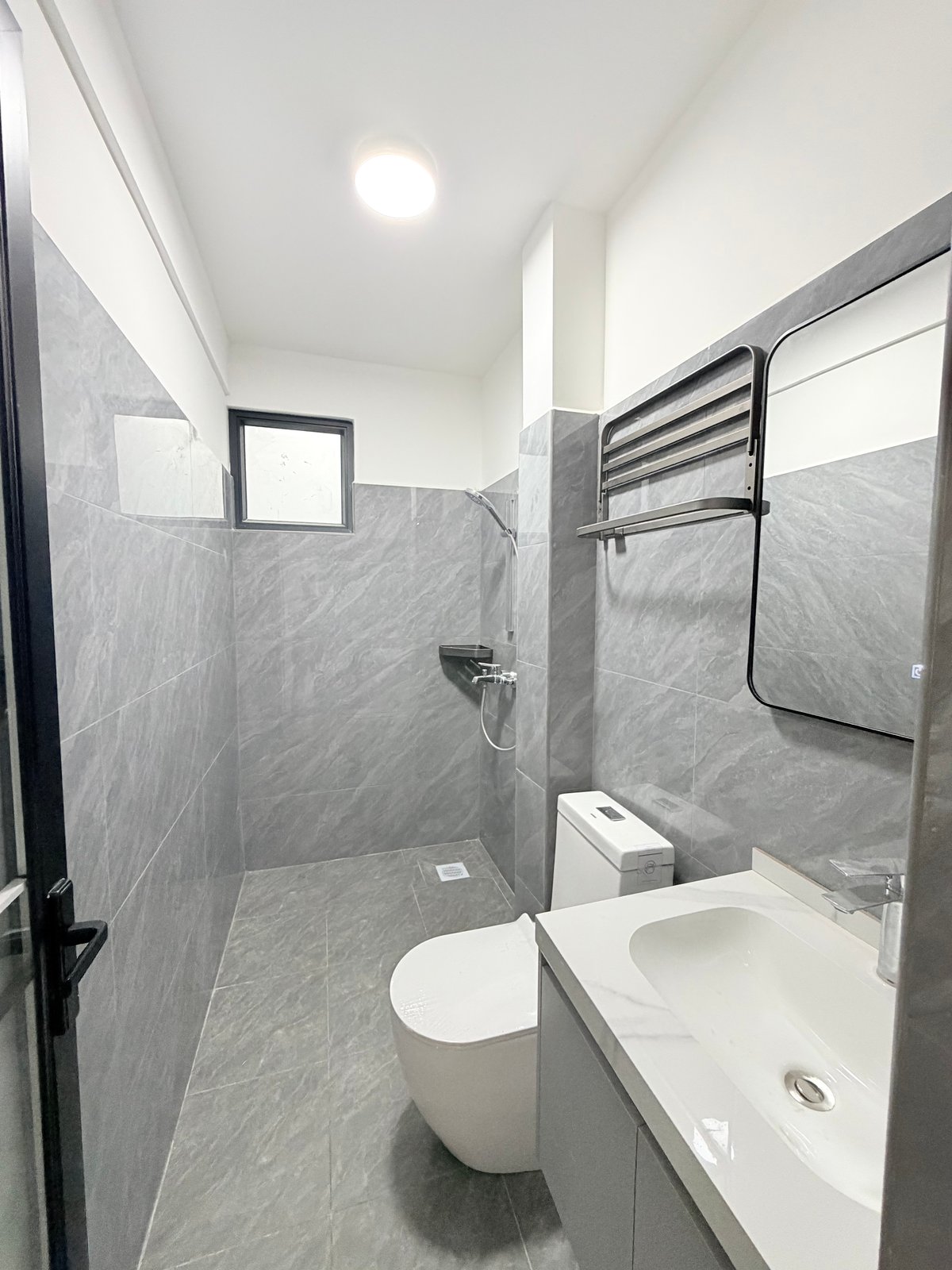 KILIMANI TWO BEDROOM APARTMENT PLUS STUDY ROOM FOR SALE