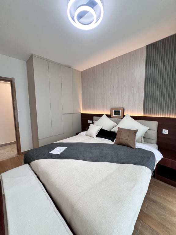 LAVINGTON OFFPLAN THREE BEDROOM APARTMENTS FOR SALE
