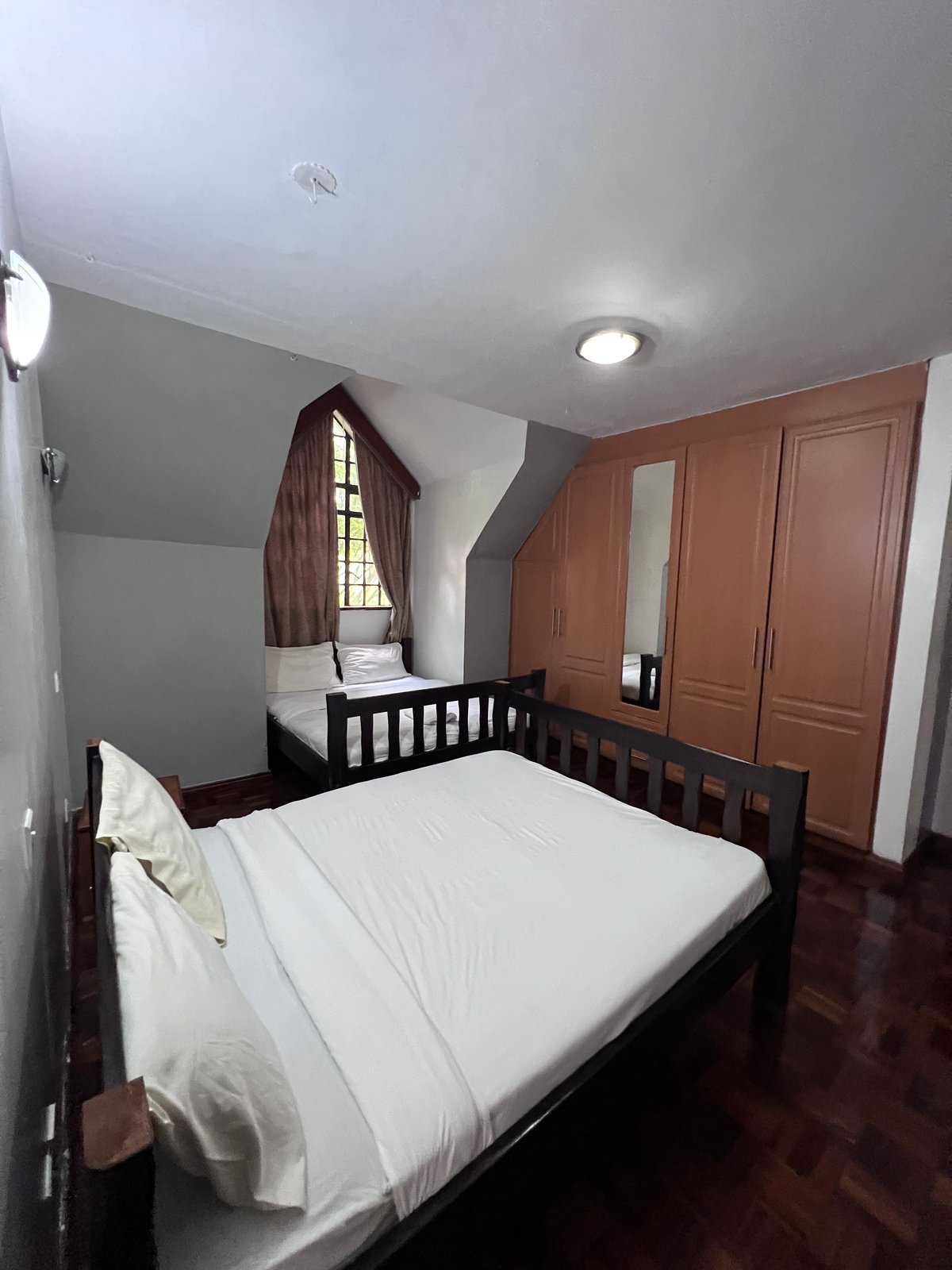 READY THREE BEDROOM APARTMENT FOR SALE