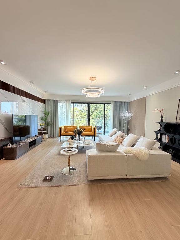 KILIMANI FIVE BEDROOM APARTMENT PLUS A DSQ FOR SALE