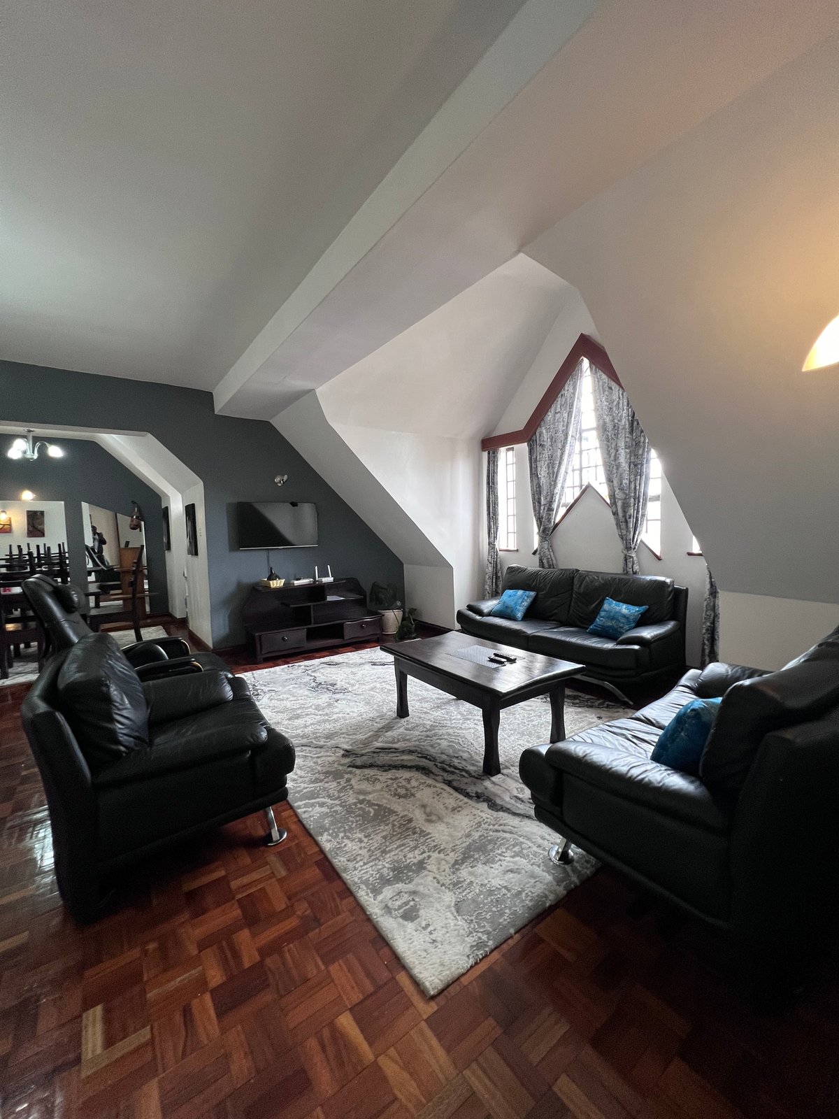 READY THREE BEDROOM APARTMENT FOR SALE
