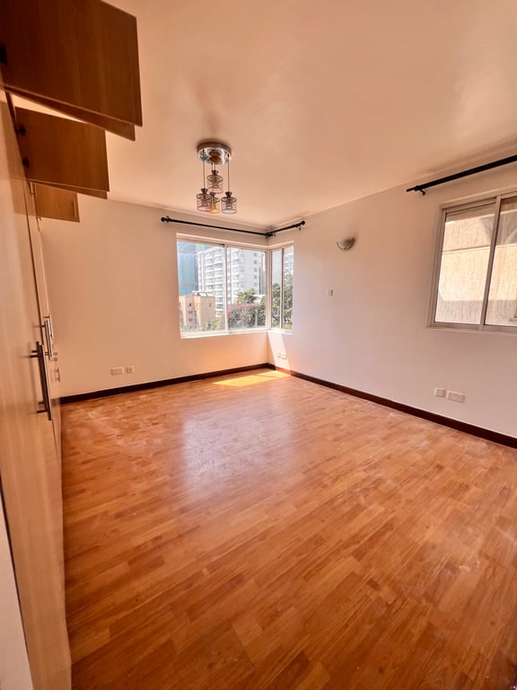 Lavington two bedroom to let