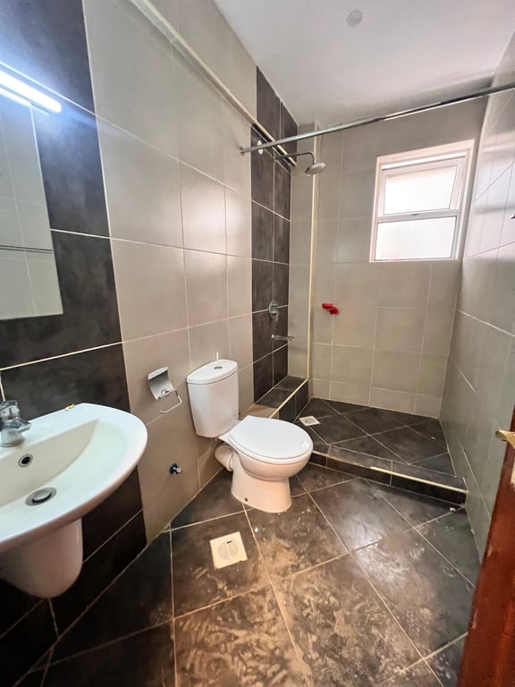 Lavington two bedroom to let