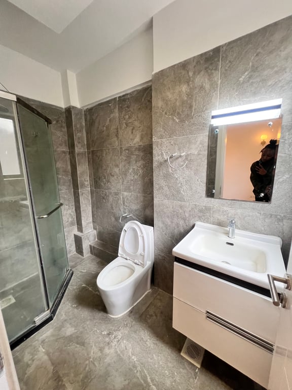 LAVINGTON READY FOUR BEDROOM FOR SALE