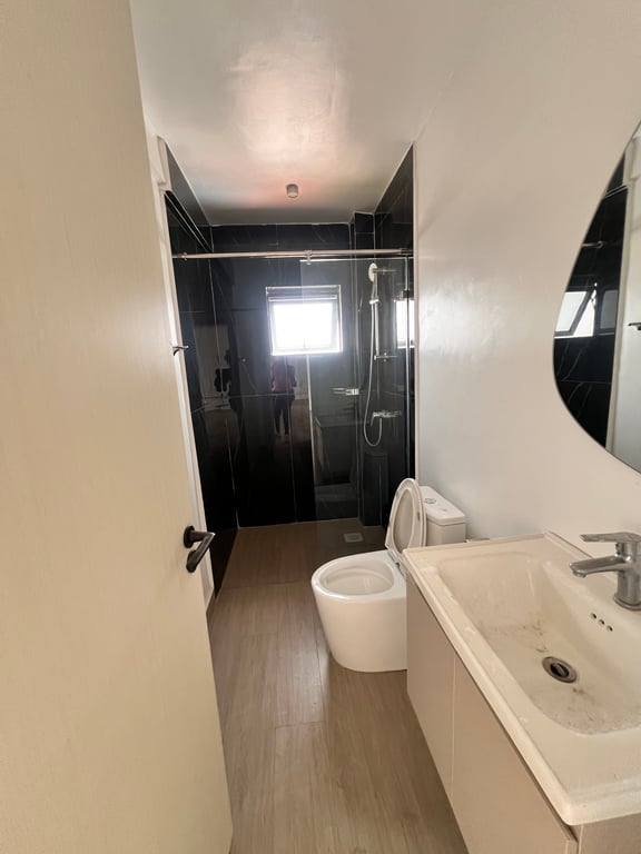 Kilimani two bedroom apartment to let