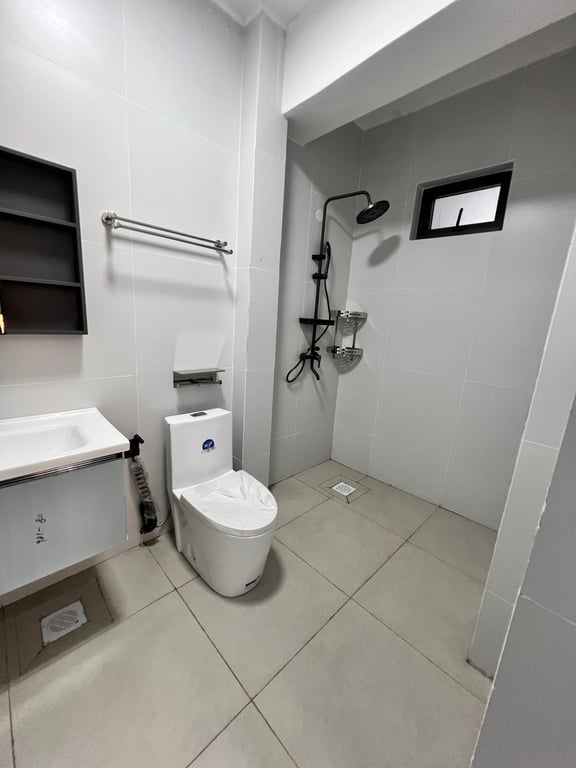 KILIMANI LUXURIOUS TWO BEDROOM APARTMENT FOR SALE