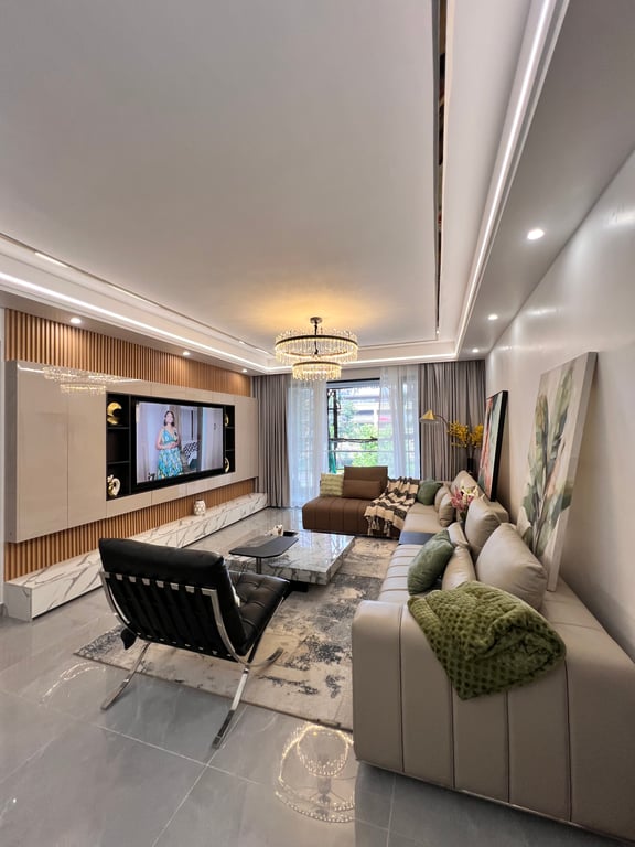LAVINGTON LUXURIOUS THREE BEDROOM APARTMENT FOR SALE
