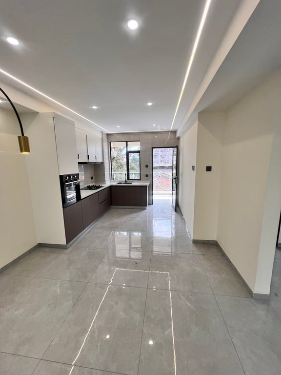 KILIMANI THREE BEDROOM APARTMENT FOR RENT