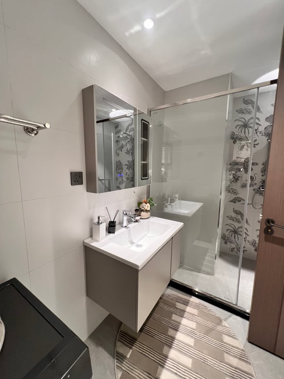 SPACIOUS ONE BEDROOM APARTMENT FOR SALE