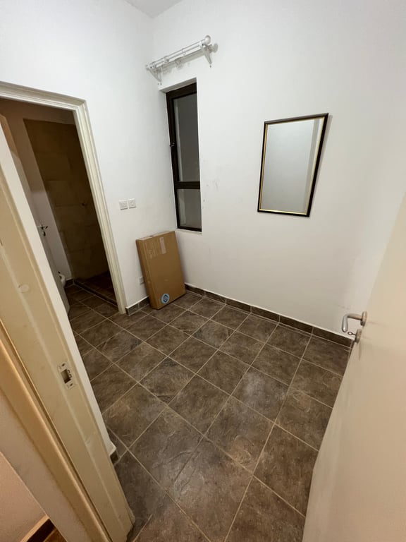 KILIMANI THREE BEDROOM APARTMENT FOR SALE