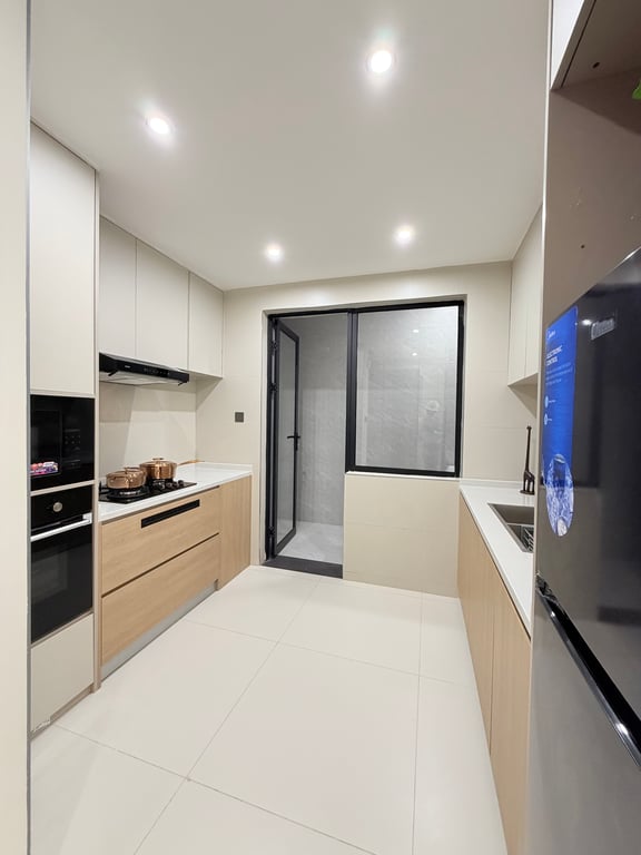 EXECUTIVE ONE BEDROOM APARTMENT FOR SALE