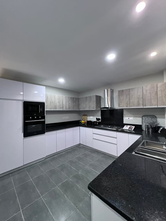 KILELESHWA READY FOUR BEDROOM PLUS DSQ APARTMENT FOR SALE