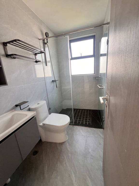 Kilimani two bed room plus a dsq to let