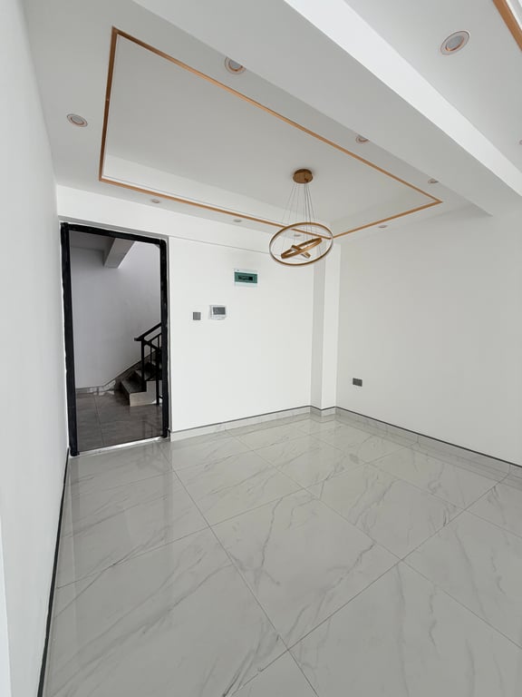 READY EXQUISITE TWO BEDROOM APARTMENT FOR SALE IN KILIMANI