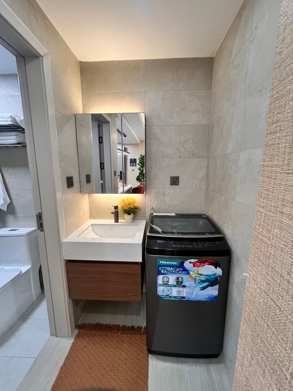 WESTLANDS MUTHITHI ROAD LUXURY ONE BEDROOM APARTMENT FOR SALE