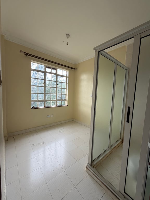 EXECUTIVE THREE BEDROOM PLUS A DSQ FOR SALE IN LAVINGTON