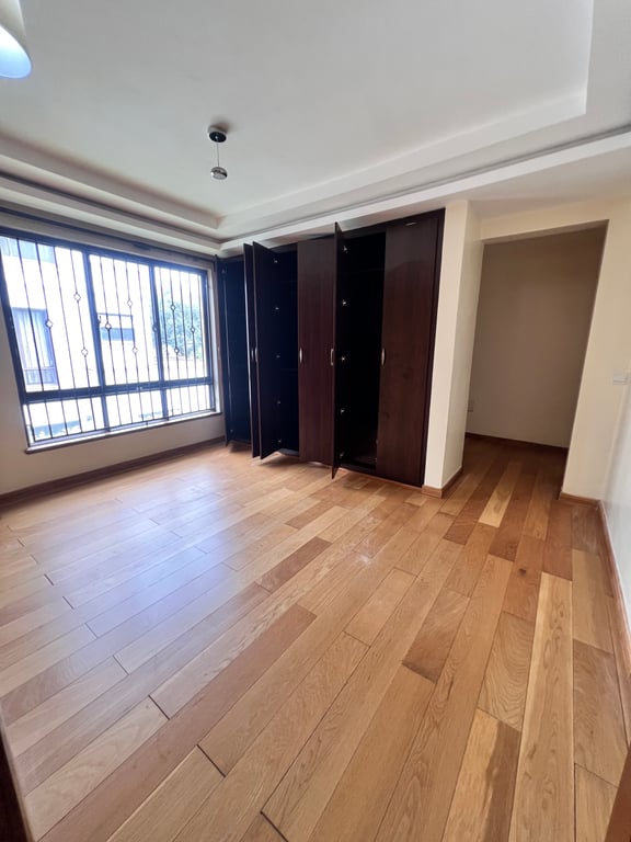 Lavington 4 bedroom townhouse to let