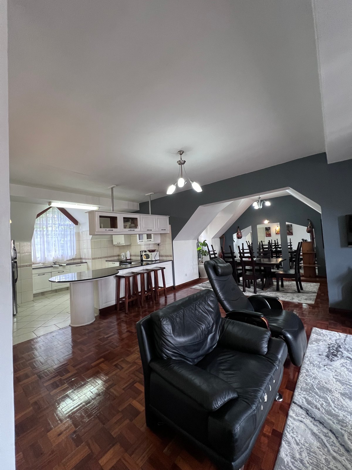 READY THREE BEDROOM APARTMENT FOR SALE