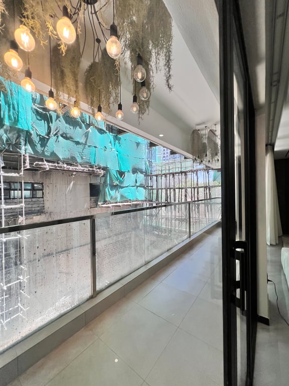 LUXURIOUS FOUR BEDROOM APARTMENT PLUS A DSQ FOR SALE
