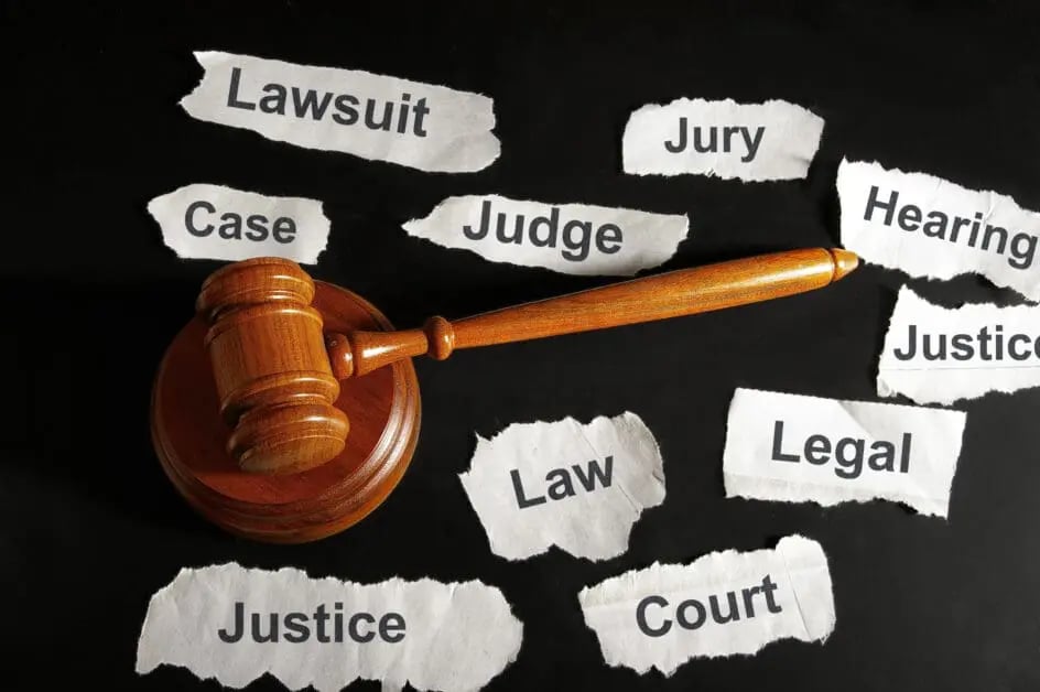 Motion to Strike Expert Report in Commercial Litigation – Retain Attorney