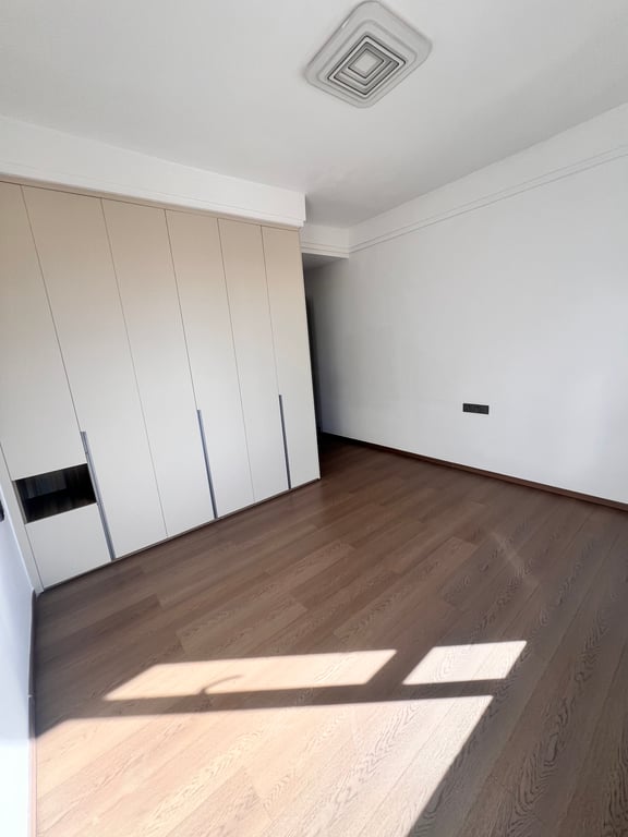 Kilimani two bed room plus a dsq to let