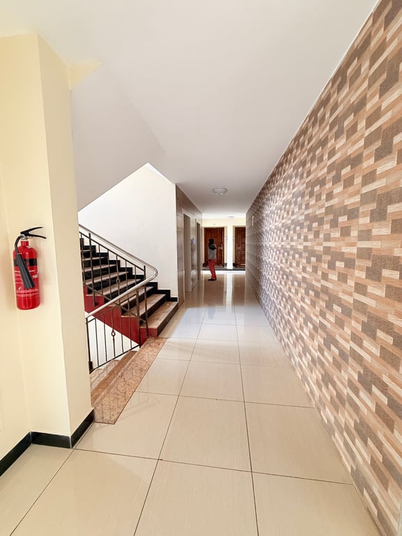 EXECUTIVE THREE BEDROOM APARTMENT PLUS A DSQ FOR SALE IN KILELESHWA