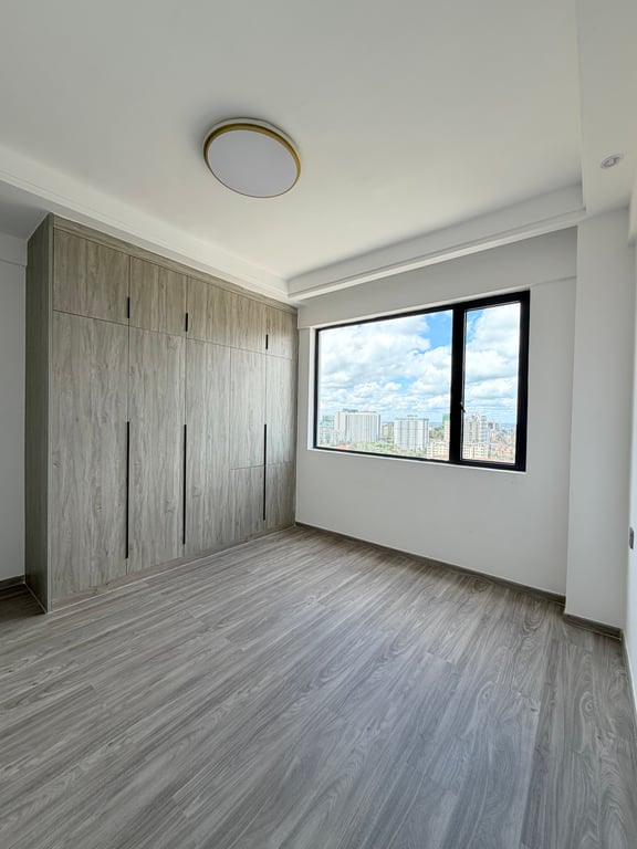 READY TWO BEDROOM APARTMENT FOR SALE IN KILIMANI FEW STEPS FROM YAYA CENTRE