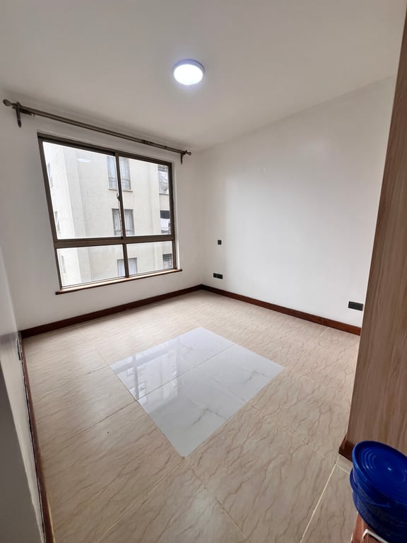 Kileleshwa three bedroom plus dsq to let