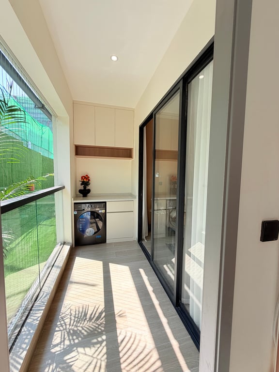 EXECUTIVE ONE BEDROOM APARTMENT FOR SALE