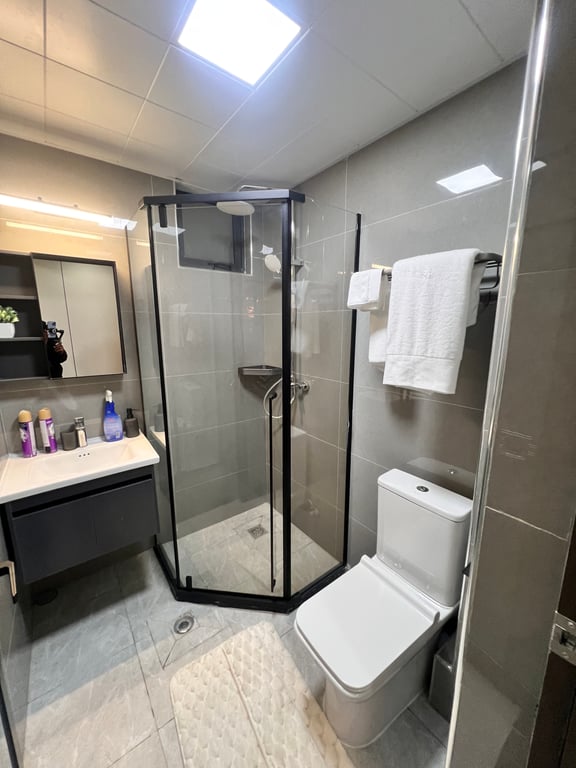 WESTLANDS TWO BEDROOM APARTMENT PLUS STUDY FOR SALE
