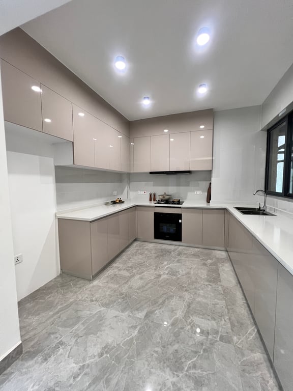 LAVINGTON OFFPLAN THREE BEDROOM APARTMENTS FOR SALE