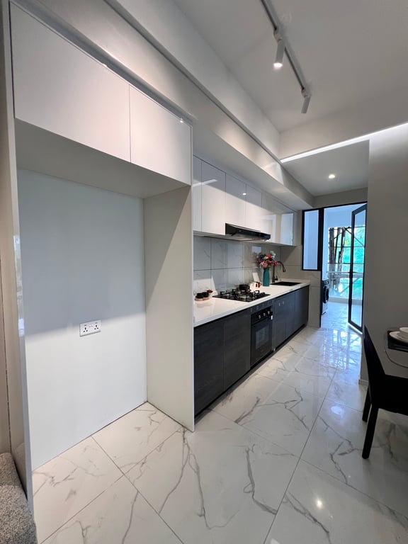 KILIMANI EXECUTIVE THEEE BEDROOM APARTMENT FOR SALE