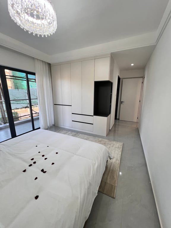 KILIMANI LUXURY TWO BEDROOM APARTMENT FOR SALE