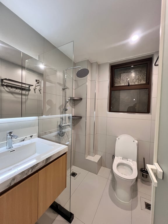CAPELLA RESIDENCY ONE BEDROOM FOR SALE