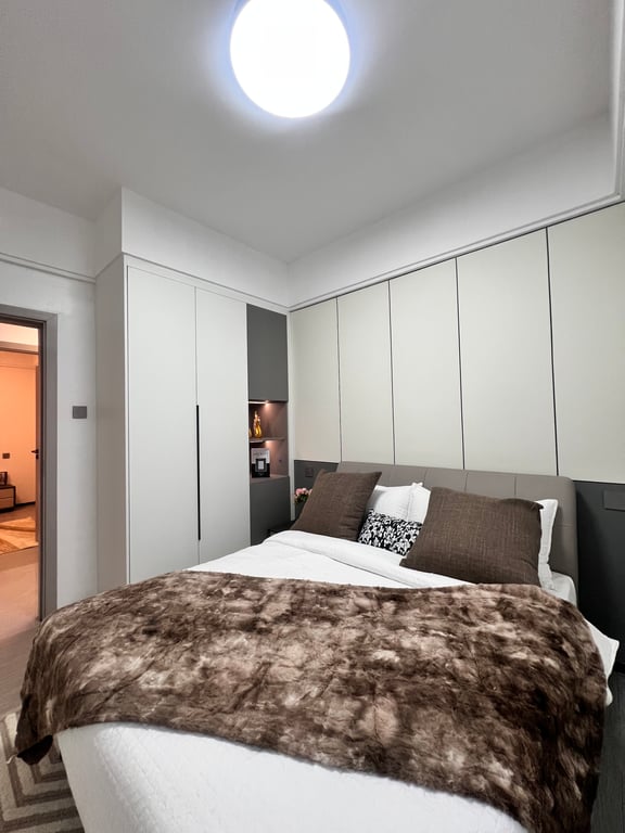 LUXURIOUS THREE BEDROOM APARTMENT FOR SALE