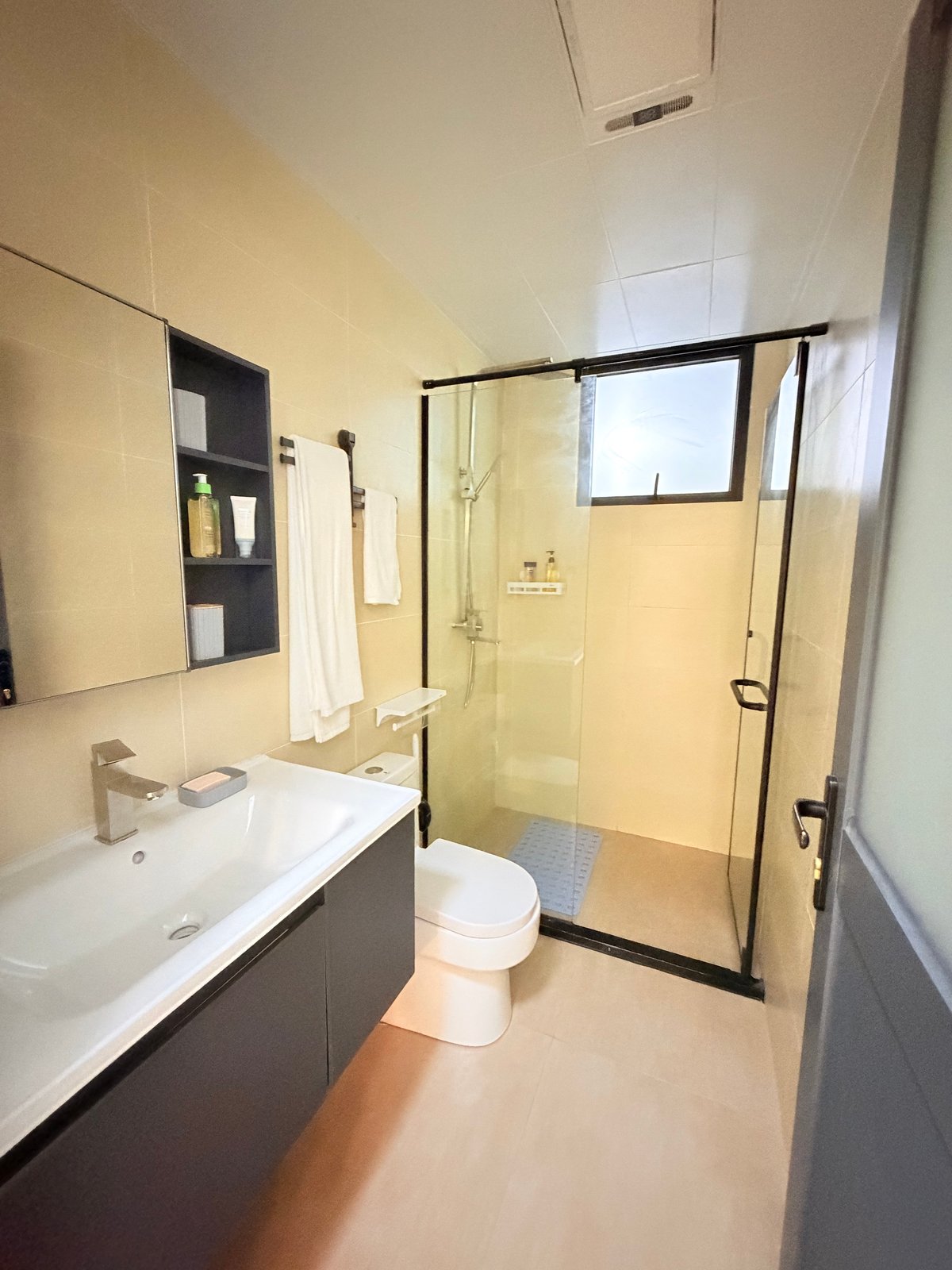 KILELESHWA TWO BEDROOM APARTMENT PLUS STUDY ROOM FOR SALE