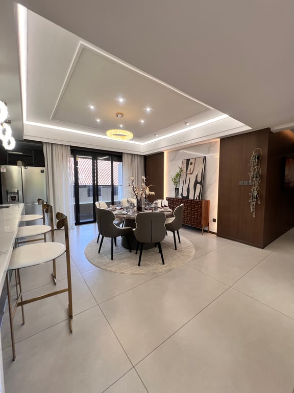 KILIMANI LUXURIOUS FIVE BEDROOM APARTMENT FOR SALE