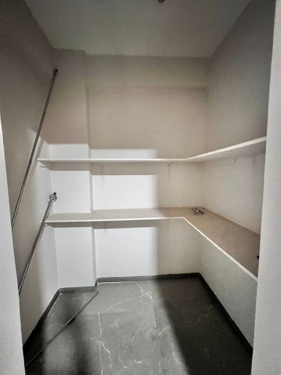 Kileleshwa 2 bedroom plus dsq to let