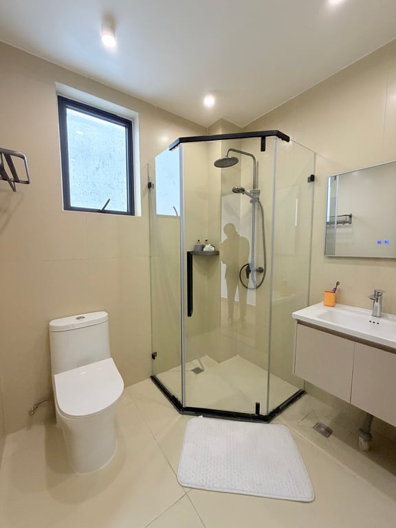 KILELESHWA SPACIOUS THREE BEDROOM APARTMENT FOR SALE