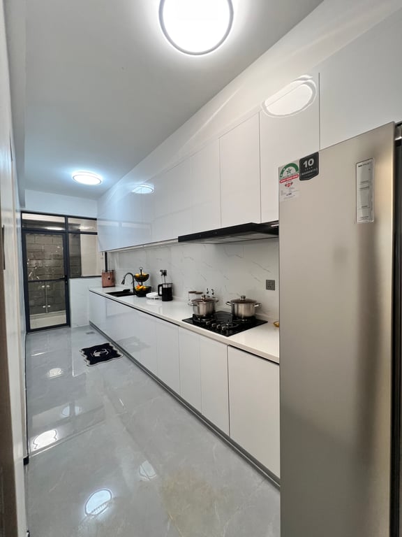 LUXURIOUS THREE BEDROOM APARTMENT FOR SALE