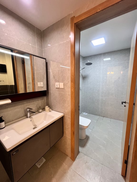 LAVINGTON OFFPLAN ONE BEDROOM APARTMENT FOR SALE