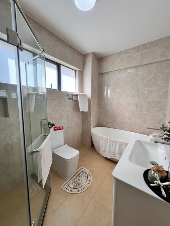 KILIMANI LUXURIOUS THREE BEDROOM PLUS A DSQ FOR SALE